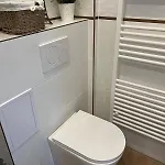 Eötvös Apartman *